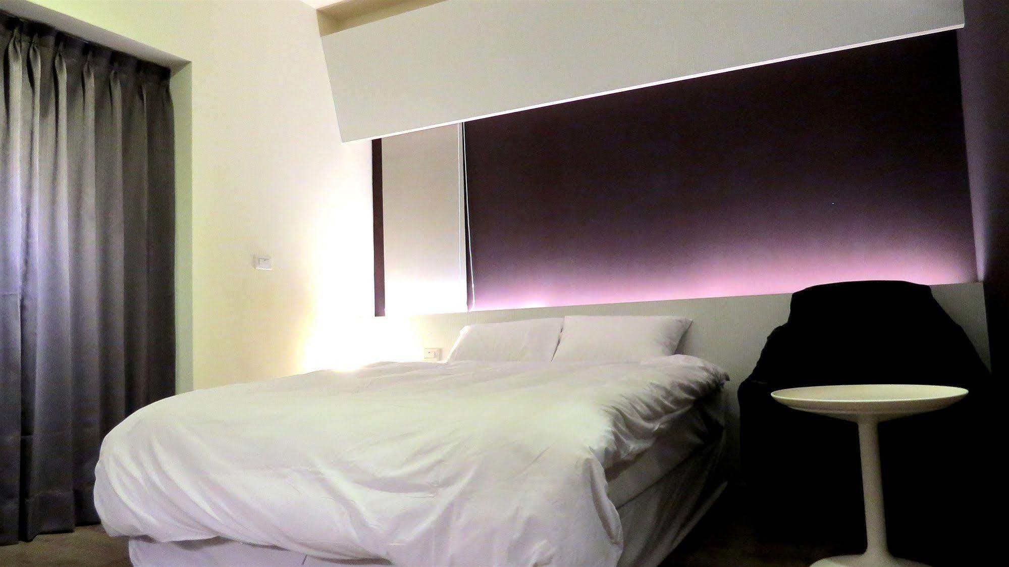 Inn Taichung Hostel Exterior photo