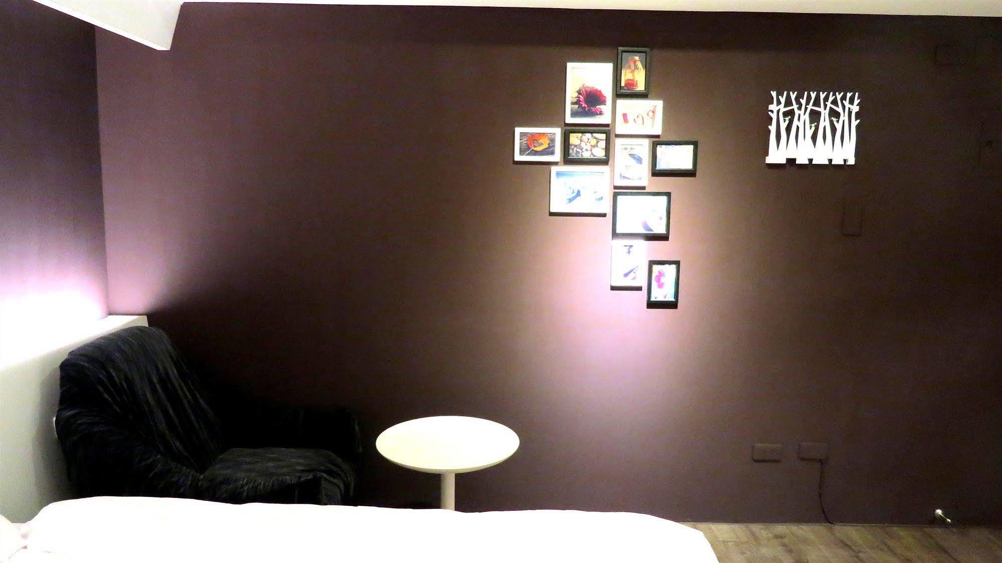 Inn Taichung Hostel Exterior photo